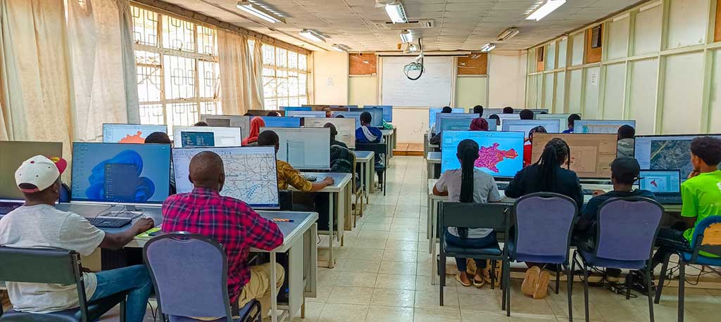 Diploma in Cartography & GIS